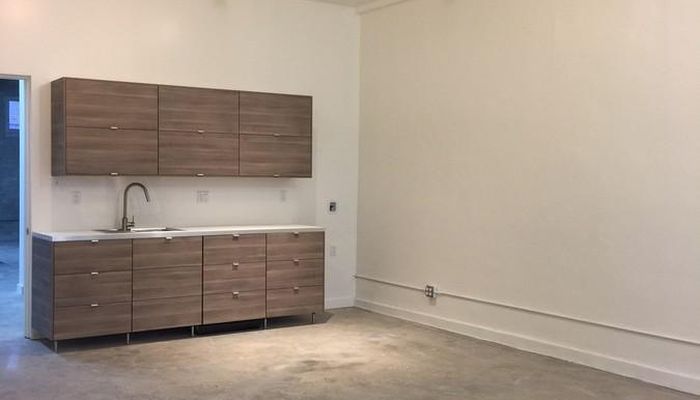 Warehouse Space for Rent at 3818 Willat Ave Culver City, CA 90232 - #2