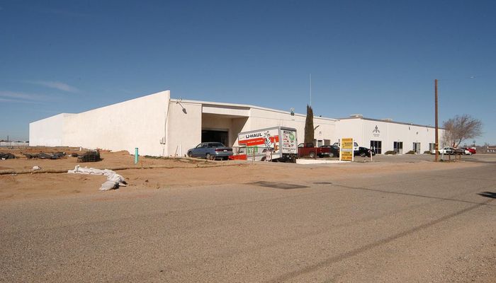 Warehouse Space for Rent at 13580 Nomwaket Rd Apple Valley, CA 92308 - #2