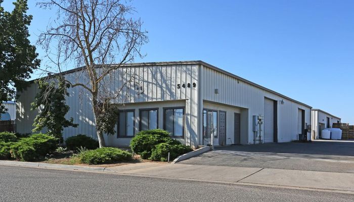 Warehouse Space for Rent at 5489 W Mission St Fresno, CA 93722 - #1