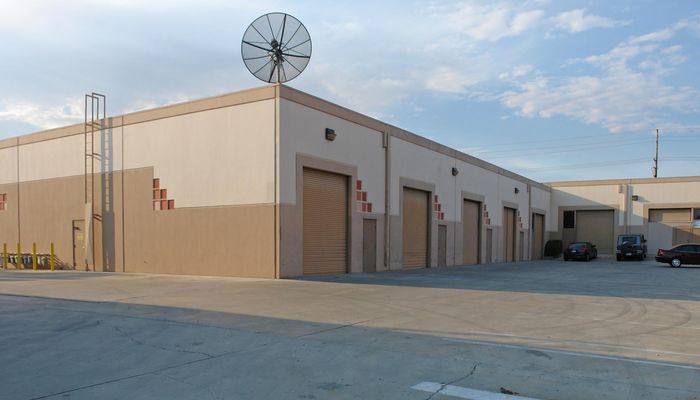 Warehouse Space for Rent at 1051 W Columbia Way Lancaster, CA 93534 - #10