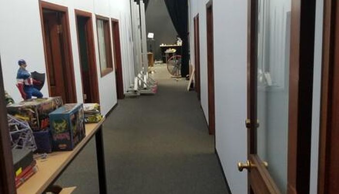 Warehouse Space for Rent at 166 S Victory Blvd Burbank, CA 91502 - #4