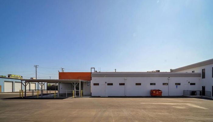 Warehouse Space for Rent at 14208 Towne Ave Los Angeles, CA 90061 - #2