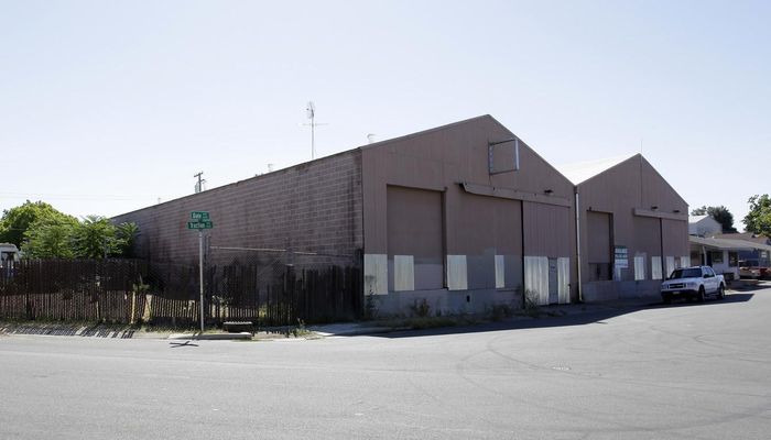 Warehouse Space for Rent at 2290 Dale Ave Sacramento, CA 95815 - #2