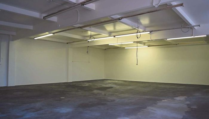 Warehouse Space for Rent at 12914 Prairie Ave Hawthorne, CA 90250 - #11