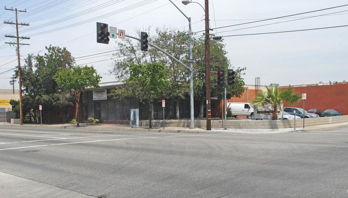Warehouse Space for Rent at 3720 S Santa Fe Ave Los Angeles, CA 90058 - #4