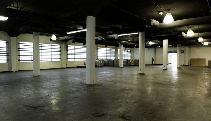 Warehouse Space for Rent at 2700 S Grand Ave Los Angeles, CA 90007 - #9
