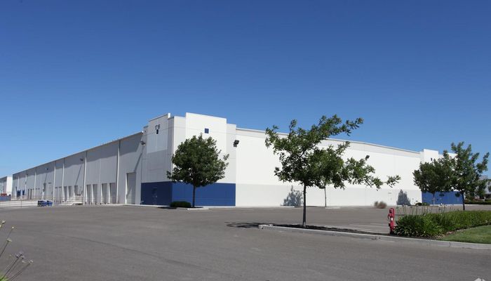 Warehouse Space for Rent at 1718 Boeing Way Stockton, CA 95206 - #5