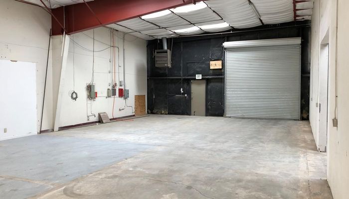 Warehouse Space for Rent at 15438 Cholame Rd Victorville, CA 92392 - #4