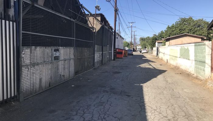 Warehouse Space for Rent at 11688 Atlantic Ave Lynwood, CA 90262 - #14