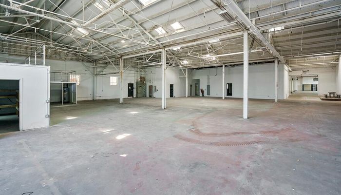 Warehouse Space for Rent at 6007 S St Andrews Pl Los Angeles, CA 90047 - #12