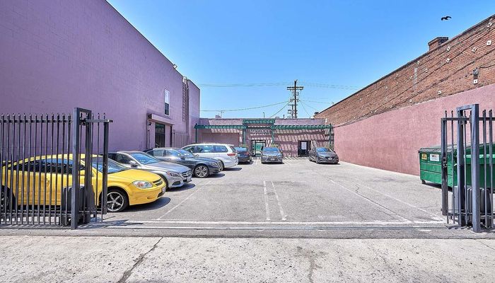Warehouse Space for Rent at 962 S San Pedro Los Angeles Ca 90015 Los Angeles, CA 90015 - #4