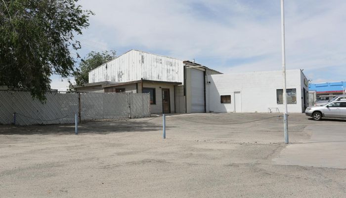 Warehouse Space for Sale at 1550 W Main St Barstow, CA 92311 - #1