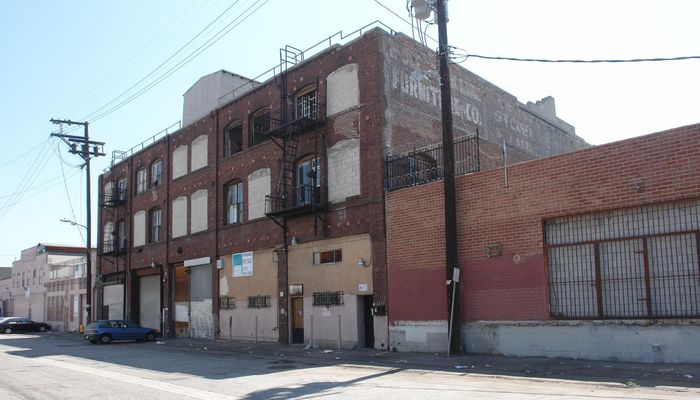 Warehouse Space for Rent at 421-427 Colyton St Los Angeles, CA 90013 - #10
