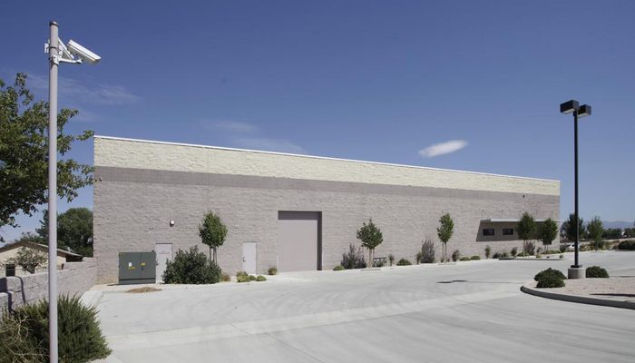 Warehouse Space for Rent at 715 E Avenue L-8 Lancaster, CA 93535 - #2