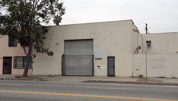 Warehouse Space for Rent at 4901-4905 W Jefferson Blvd Los Angeles, CA 90016 - #5