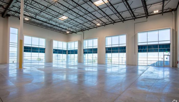 Warehouse Space for Rent at 1642 W Miro Way Rialto, CA 92376 - #10