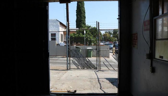 Warehouse Space for Rent at 4863 Telegraph Rd Los Angeles, CA 90022 - #5