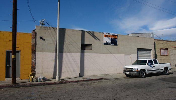 Warehouse Space for Rent at 769-771 Gladys Ave Los Angeles, CA 90021 - #5