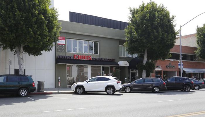 Office Space for Rent at 226 S Beverly Dr Beverly Hills, CA 90212 - #3
