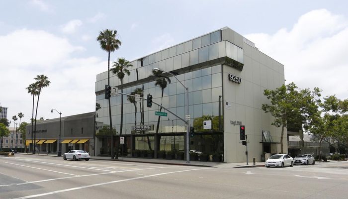 Office Space for Rent at 9250 Wilshire Blvd Beverly Hills, CA 90212 - #3