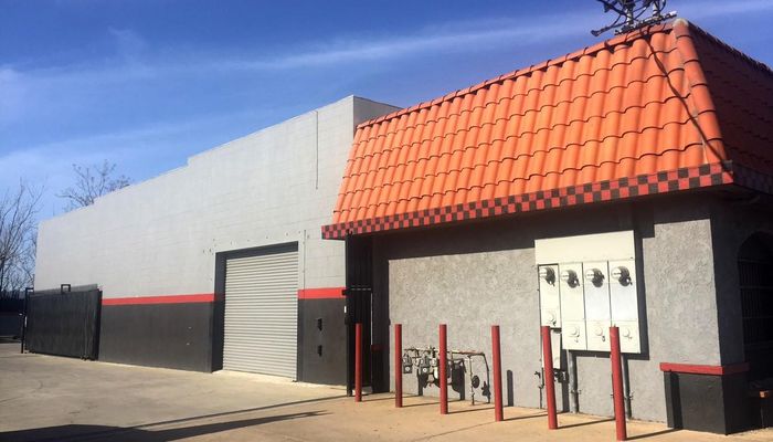 Warehouse Space for Rent at 18212 Parthenia St Northridge, CA 91325 - #1