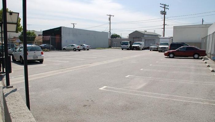 Warehouse Space for Rent at 435-437 N Varney St Burbank, CA 91502 - #11