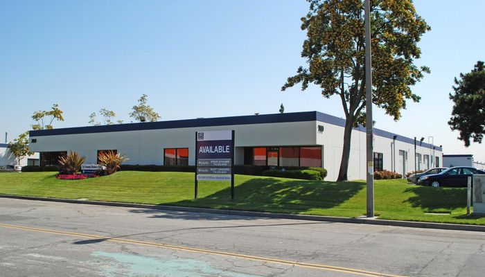 Warehouse Space for Rent at 700 N Valley St Anaheim, CA 92801 - #8