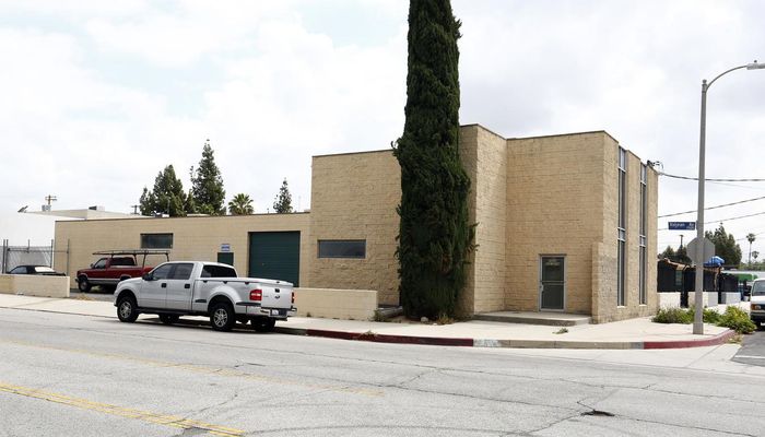 Warehouse Space for Rent at 7500 Valjean Ave Van Nuys, CA 91406 - #1
