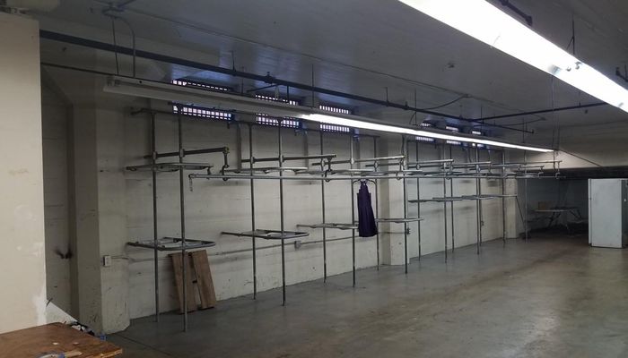 Warehouse Space for Rent at 6600-6604 S Avalon Blvd Los Angeles, CA 90003 - #6