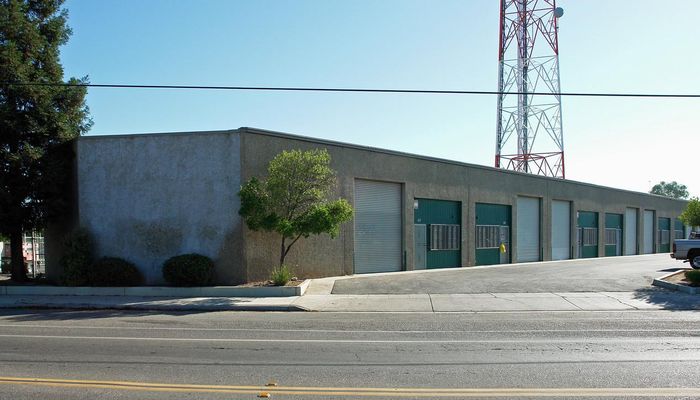 Warehouse Space for Rent at 3241 N Marks Ave Fresno, CA 93722 - #2