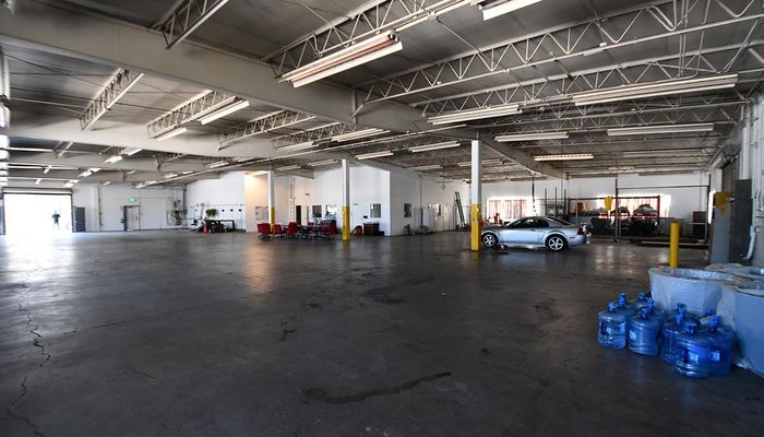 Warehouse Space for Rent at 13105 S Crenshaw Blvd Hawthorne, CA 90250 - #10