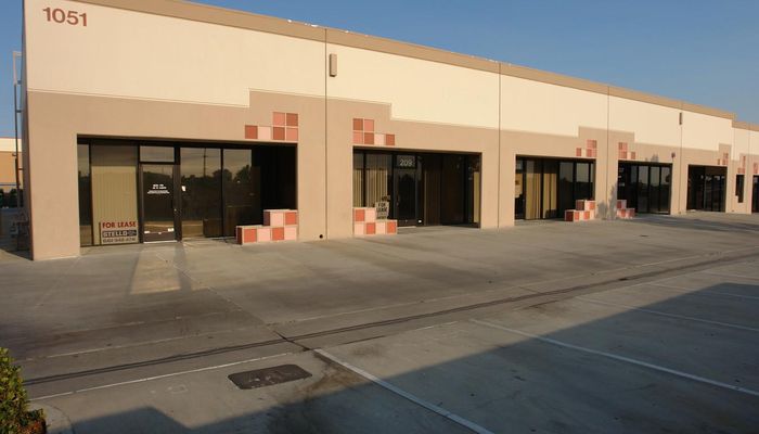 Warehouse Space for Rent at 1051 W Columbia Way Lancaster, CA 93534 - #11