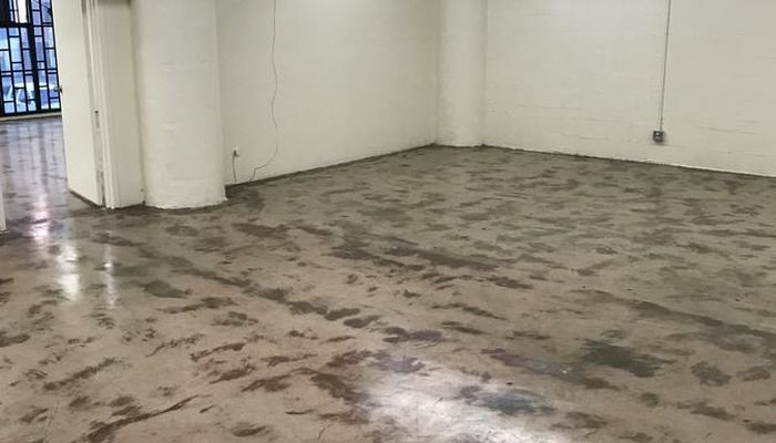 Warehouse Space for Rent at 840 Santee St Los Angeles, CA 90014 - #10