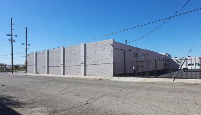 Warehouse Space for Rent at 19607-19611 Prairie St Northridge, CA 91324 - #9