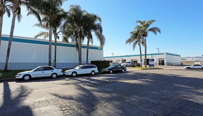 Warehouse Space for Rent at 2950 W Central Ave Santa Ana, CA 92704 - #4