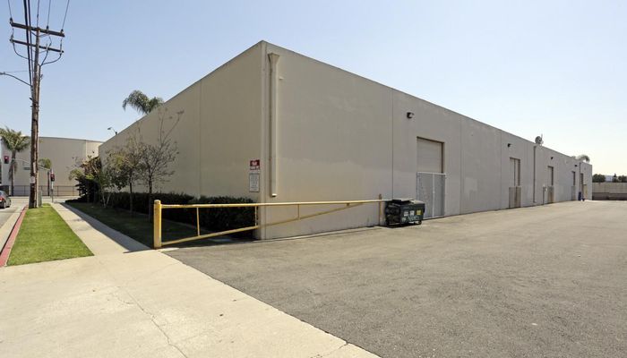 Warehouse Space for Rent at 923-957 Baldwin Park Blvd Baldwin Park, CA 91706 - #1