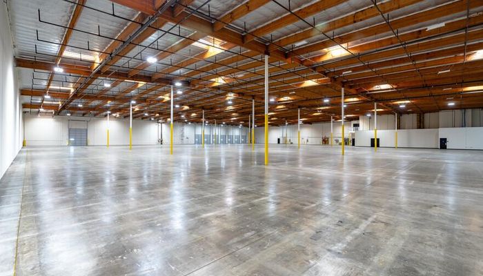 Warehouse Space for Rent at 14821 E Northam St La Mirada, CA 90638 - #18