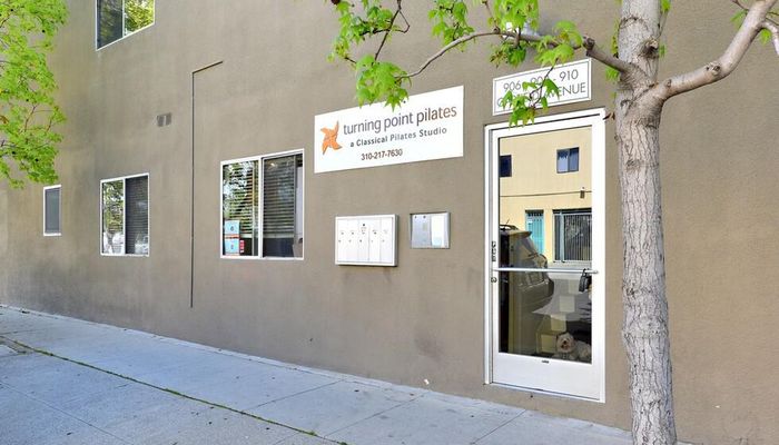 Office Space for Rent at 2800-2802 Abbot Kinney Blvd Venice, CA 90291 - #1