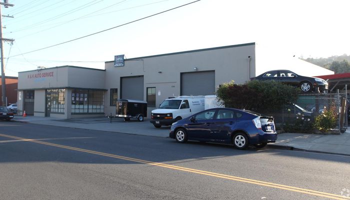 Warehouse Space for Rent at 1290 Old County Rd Belmont, CA 94002 - #2