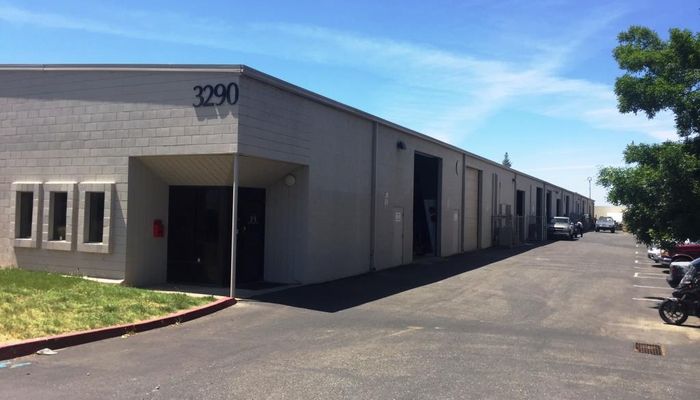 Warehouse Space for Rent at 3290 Monier Cir Rancho Cordova, CA 95742 - #12