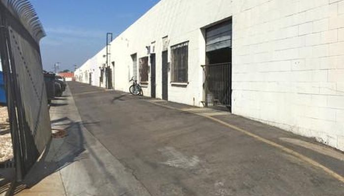 Warehouse Space for Rent at 7361 Ethel Ave North Hollywood, CA 91605 - #1