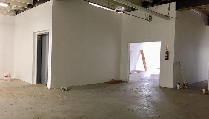 Warehouse Space for Rent at 900-934 S San Pedro St Los Angeles, CA 90015 - #30