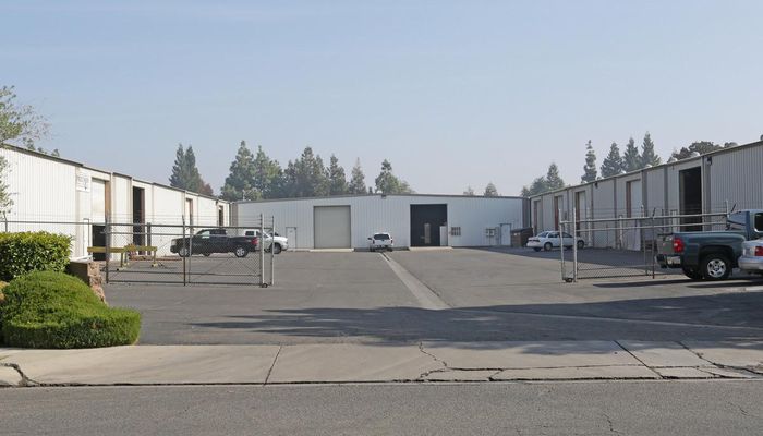 Warehouse Space for Rent at 2686 N Argyle Ave Fresno, CA 93727 - #3