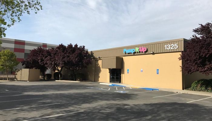 Warehouse Space for Rent at 1325 N MacArthur Tracy, CA 95376 - #1