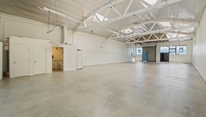 Warehouse Space for Rent at 582-588 Mateo St Los Angeles, CA 90013 - #9