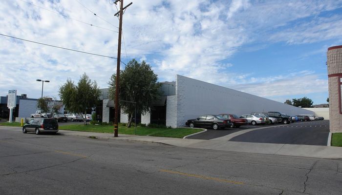 Warehouse Space for Rent at 9555 Owensmouth Ave Chatsworth, CA 91311 - #6