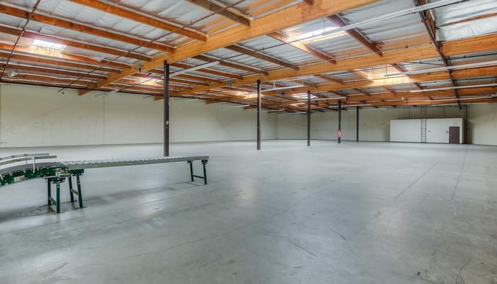 Warehouse Space for Rent at 2310 E Washington Blvd Los Angeles, CA 90021 - #8