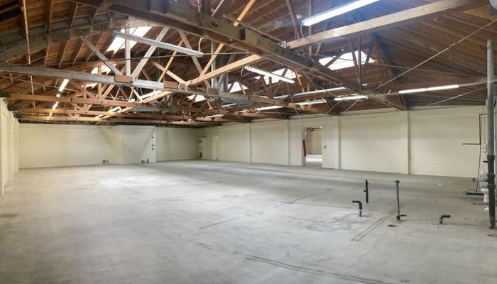 Warehouse Space for Rent at 5142-5148 W Jefferson Blvd Los Angeles, CA 90016 - #3