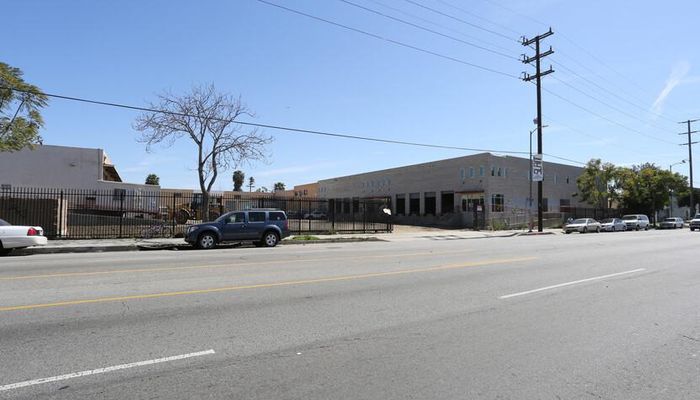 Warehouse Space for Rent at 6800-6818 Avalon Blvd Los Angeles, CA 90003 - #8