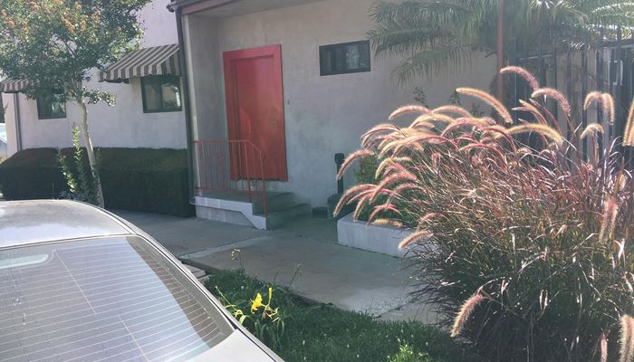 Warehouse Space for Rent at 612 N Commercial Ave Covina, CA 91723 - #21